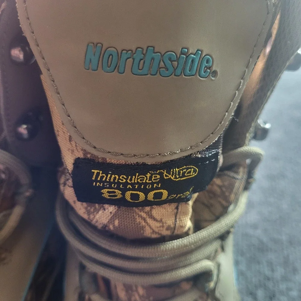 Northside Thinsulate 800g‎ Waterproof Camo Winter Boots  Size 6